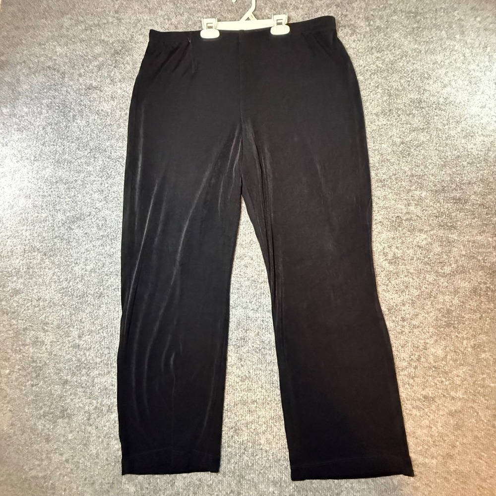 Chicos Travelers Black Pull On Straight Leg Pants Size 3 Short Acetate Blend